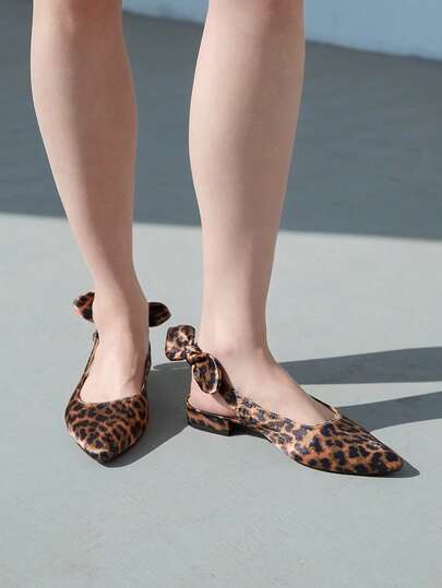 CHICVUE 女士豹纹露背高跟凉鞋，尖头时尚蝴蝶结粗跟高跟鞋