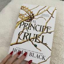 Libro El Príncipe Cruel en Español Pasta Blanda - Multicolor - Ver 1