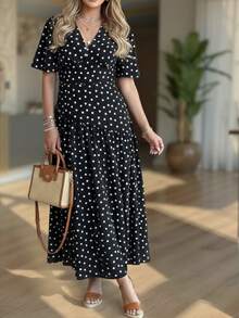 女士长款夏季连衣裙，女士休闲波点短袖V领开衩下摆针织连衣裙 - 黑色 - 查看 1