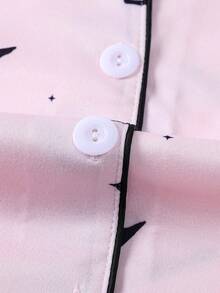 两件套儿童睡衣套装，印花图案为跳舞女孩，舒适的翻领短袖上衣搭配松紧腰短裤，甜美可爱时尚睡衣，适合节日派对、休闲儿童睡衣和家居服穿着。 - 粉色 - 查看 6