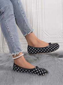 Women's Fashion Round Toe Simple Slip-On Black Polka Dot Soft Bottom Non-Slip Flat Comfortable Casual Shoes - Black - View 3