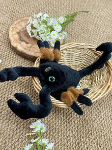 这款黑色蝎子毛绒玩具高 30 厘米/11.81 英寸，采用暗黑主题设计，醒目的棕黑撞色，以及拥有不同眼睛的神秘造型。它是送给朋友或自用的完美趣味礼物，也是万圣节/恶作剧礼物的首选。 - 黑色 - 查看 9