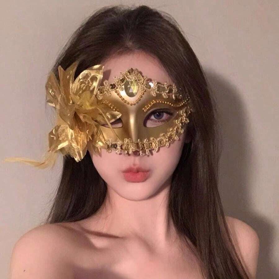 1pc Feather Sequin Masquerade Mask, Party/Halloween Costume Mask (Half Face), High-Saturation Colors + 3D Feather Decorations, Strong Visual Impact, Versatile Style, Suitable For Retro, Glamorous, Holiday And Other Themes. - 金色 - 查看 1