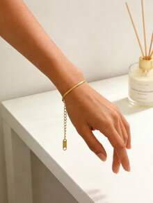 1条简约男女通用不锈钢蛇骨链手链，时尚扁平链手链，高品质电镀，防褪色，简约优雅，适合男女日常佩戴，珠宝配饰 - 金黃色 - 查看 1