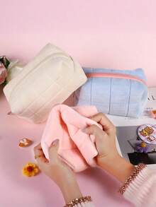 1个毛绒格子化妆包，大号拉链旅行洗漱包，多功能收纳袋，大容量，毛绒收纳袋，旅行化妆品整理包，便携式化妆包，大容量收纳袋，格子化妆包，女士手提包，毛绒拉链化妆包，女士简约拉链旅行包，沙滩包，收纳袋，口红收纳袋，便携式旅行洗漱包 - 彩色 - 查看 3