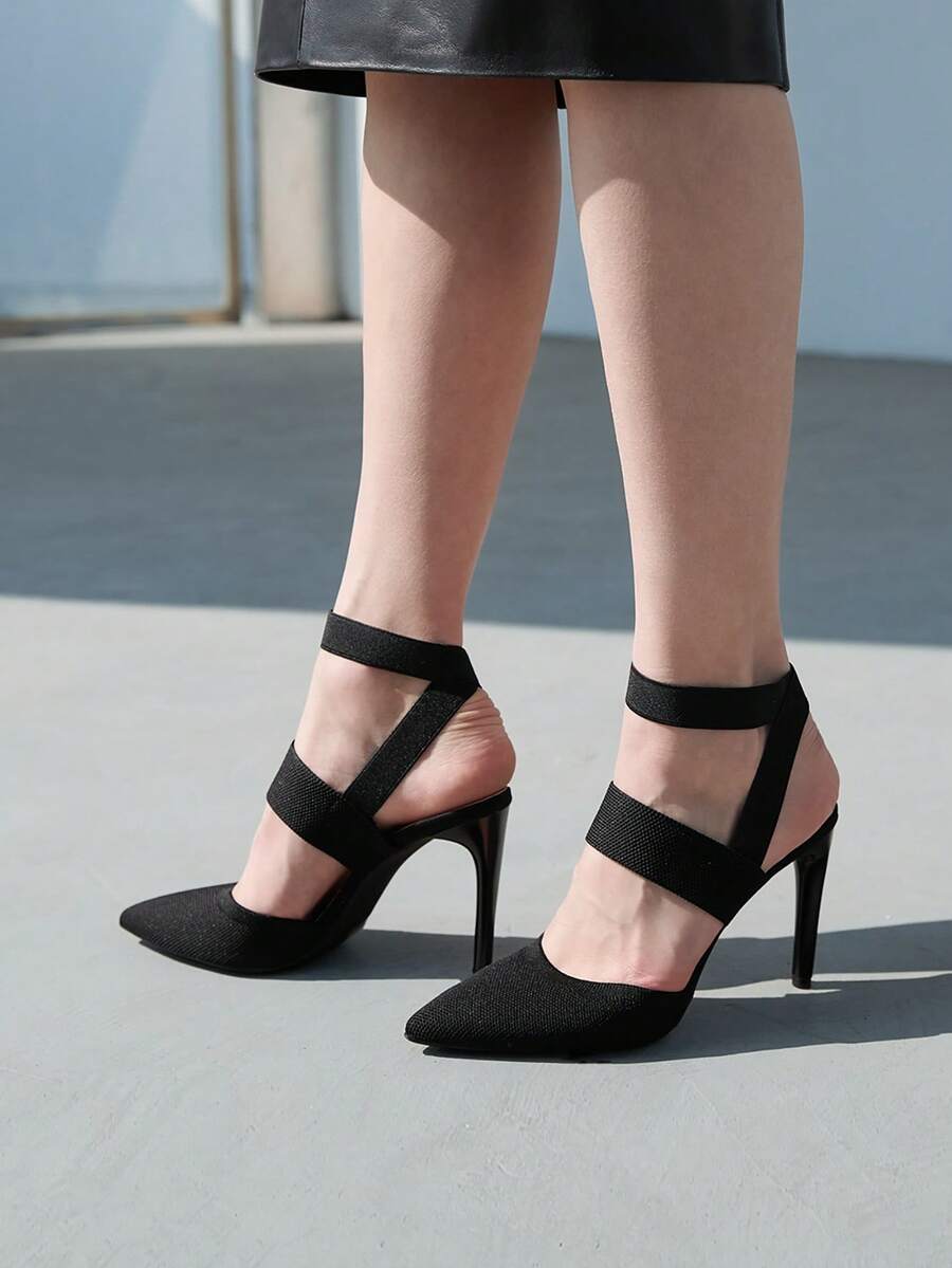 CHICVUE 尖头细高跟踝带高跟鞋 圣诞节 冬季 圣诞礼物 - 黑色 - 查看 1