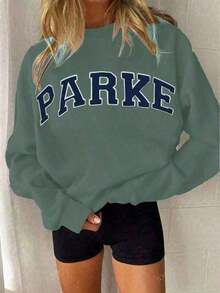 Women's Casual "PARKE" Letter Print Loose Pullover Sweatshirt, Encountering Lazy Fashion. 2026 New Y2Y Style Casual Women's Sweatshirt - Versatile For Sports, Leisure, And Everyday Wear New Years Outfit WomenWomen'S Sweatshirt - Black With Colorful Lettering, Soft Crewneck Pullover For Everyday & Special Occasions, Fall/Spr - 綠色 - 查看 2