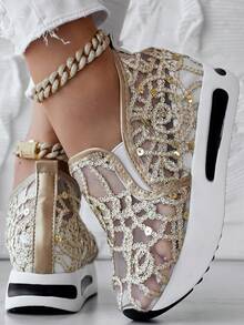 Giày thể thao đế cao nữ, kiểu dáng slip-on, chất liệu lưới đính sequin, thoáng khí, nhẹ, chống trơn trượt, mẫu mới 2026, thoải mái, thời trang, phù hợp mang hàng ngày. - Vàng - Xem 4