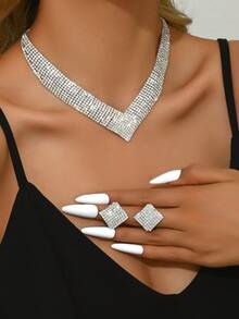 طقم قلادة مجوهرات أنيق مرصع بالكريستال ذو تصميم هندسي وشرابات، مناسب للعرائس والسيدات، مناسب للحفلات الراقية والسهرات الفاخرة. (متعدد الأنماط للاختيار منها) - فضي - مشاهدة 4
