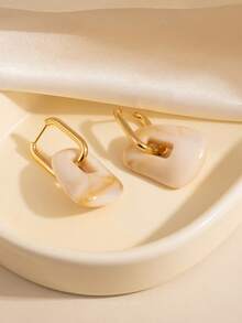 1 Pair Sweet Cool Versatile Irregular Resin Earrings With Gold Plated Earrings And Buckles+Blended Texture+Multi Color Contrast European And American Hot Girl Daily Street Accessories - Gold - View 11