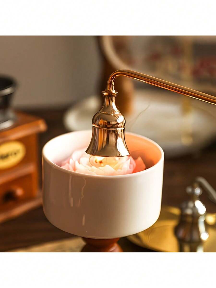 1件欧式复古烛台罩，专为熄灭蜡烛而设计，增添浪漫家居装饰氛围，兼具经典风格和精湛工艺。 - A - 查看 1