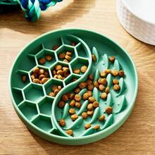 Pet Slow Feeder Bowl With Fish Shape, Non-Slip Silicone Feeding Bowl, Interactive Puzzle Food Bowl For Dogs And Cats, Sage Green - mặc định - Xem 1