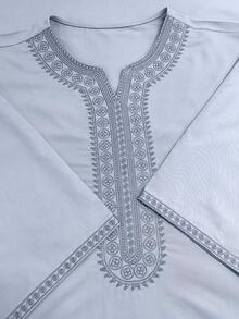 Men's Moroccan Embroidered Short Sleeve Robe With Side Pockets, Islamic Men Casual Home Robe, Ramadan Men Robe - Light Grey - View 5