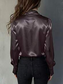 de satén con cuello en V, manga abullonada y encaje retro francés elegante, camisa de mujer de manga larga con botones frontales y parches de encaje, para uso en la oficina, primavera/verano - púrpura brumoso - Ver 2