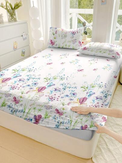 1pc Watercolor Wildflower Cluster Print Ultra-Soft Fitted Sheet - Mattress Protector Only, Machine Washable, Suitable For French, Rustic, Literary, Fresh, INS And Other Styles, Elevates Bedroom Chic Vibe, Multi-Size (King/Queen/Full/Twin) For Home/Dorm/Apartment/Guest Room/Vacation Rental & Gifting