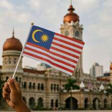 Bandera Malasia, MXMYA-000, 1Pza, Malasia, 14x21cm, Tela Poliéster, Asta Plástico. - Multicolor - Ver 3