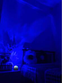 1pc 7-Color Northern Lights Projection Lamp With Remote Control, USB Powered Northern Lights Mood Light, 7 RGB Colors, Suitable For Bedroom, Gaming Room, Living Room - Ideal Christmas Gift, Living Room Decor | Magical Atmosphere Lamp | Decorative Lamp, Starry Night Light - Multicolor - View 3