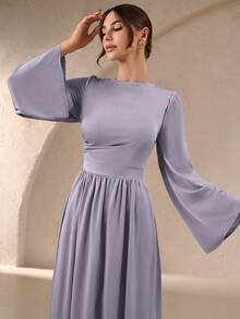 女士春夏灰紫色圆领喇叭袖长款连衣裙，优雅褶皱腰身喇叭长裙，适合办公室、度假、婚礼、约会和日常穿着。 - 紫色 - 查看 6