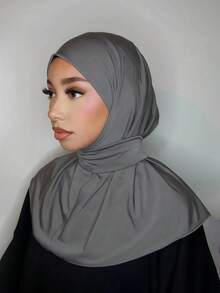 1顶时尚休闲优雅速戴头巾帽，经典简约风格，柔软透气的莫代尔面料，适合日常生活、节日、祈祷等场合。 - Button Sports Headband - 查看 4