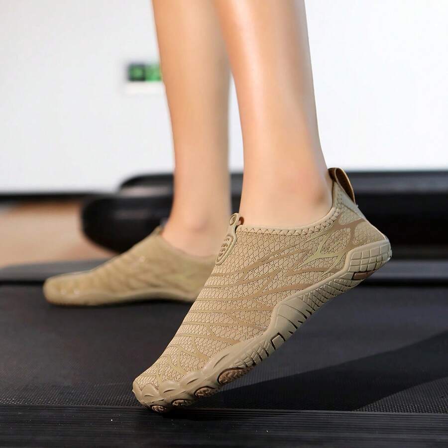 女士春季新款瑜伽鞋，超轻训练鞋，适合深蹲、室内健身、跑步、跳绳等运动，软底设计，男女通用 - 杏色 - 查看 1