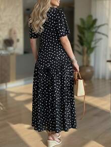女士长款夏季连衣裙，女士休闲波点短袖V领开衩下摆针织连衣裙 - 黑色 - 查看 4