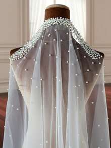 1件仿珍珠新娘头纱，指尖及肩教堂式长度，适合婚礼、单身派对、婚纱摄影道具，附赠金属发梳。 - V - 查看 3