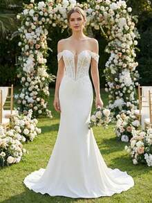 YOUKEFEIER 蕾丝刺绣串珠露肩深V领鱼尾长裙，性感紧身婚纱 - 米色 - 查看 2