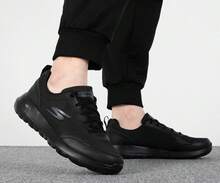 Skechers 男士新款网面透气减震休闲步行鞋 - 黑色 - 查看 1