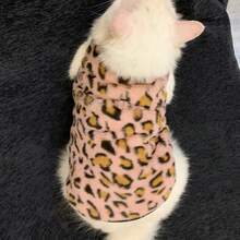 1pc Cat Clothes, Faux Rabbit Fur, Single-Sided Fleece, Suitable For Cats In Autumn/Winter, Warm, Anti-Cold, Anti-Freeze, Anti-Shedding, Pet Sleeveless Vest - Baby Pink - View 3