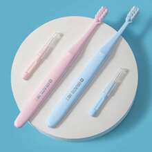 2件套口腔护理套装 - 包括软毛牙刷和牙线友好型牙间刷，清洁牙齿、矫正器和口腔护理的必备工具，适合成人和情侣，情人节佳品。 - 彩色 - 查看 5