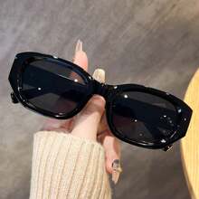 1 Pair Small Oval Cat Eye Fashion Glasses, Suitable For Outdoor Use - Black - View 2