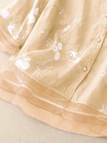 Spring/Autumn Vintage Elegant Casual Fresh Minimalist Boho Stand Collar Loose Fit Floral Embroidery Organza Patchwork Design Blouse, Fresh Pastoral Style 3/4 Sleeve Organza Patchwork Embroidered Casual Vacation Commute Holiday Party Daily Outing Versatile Shirt, Artistic Vintage Versatile Daily Commute Top - Beige - View 6