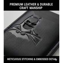 Warner Bros. Vertical Batman Card Holder, Superhero Theme, Slim And Simple, Foldable Front Pocket, Unisex, Perfect Father'S Day Gift, Durable Bi-Fold Wallet, Multiple Card Slots, Men'S And Women'S Card Holder, Classic Business Style, Short Design, Multiple Card Slots, Ultra-Thin Bill Holder, Men'S Export Wallet, Lightweight Card Holder And Protective Case. - Multicolor - View 5