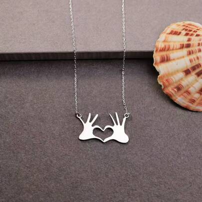 Men's Fashionable Stainless Steel Double Hand Heart Pendant Necklace