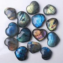 Natural Elongated Stone Hand Carved And Polished Heart-Shaped Craft Crystal Stone, Unique Luster, Suitable For Home Decoration - Multicolor - View 4