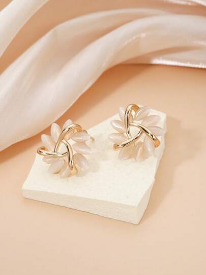 1 Pair Cat Eye Stone French Petal Earrings, Minimalist Elegant Unique Design, Suitable For Parties And Formal Events