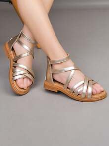 1双女童时尚新款高帮平底凉鞋，软底防滑儿童罗马凉鞋，复古风格女童休闲沙滩鞋，适合夏季穿着 - 金色 - 查看 4