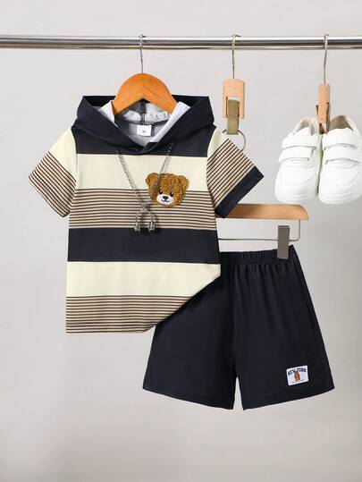 2pcs/Set Boys' Fashionable Sports Style Outdoor Casual Cute Summer New Colorblock Striped Bear Graphic Hooded Short Sleeve T-Shirt And Black Graphic Shorts