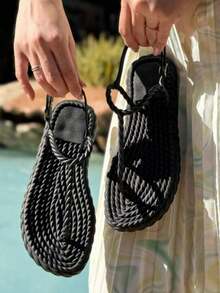 Braided Flip-Flops With Straps, Two-Strap Platform Sandals, Comfortable Sandals For Carnival. - 黑色辮子 - 查看 1