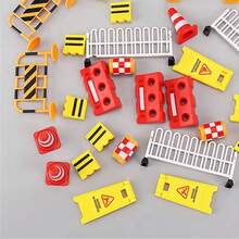 9pcs/Set Dollhouse Building Street Toy Set, Includes Roadblocks, Fences, Signs, Miniature Traffic Barriers, Cones, Pedestrian Crossing Signals, Plastic Road Signs & Warnings, Suitable For Traffic Education Model - one-size - View 2
