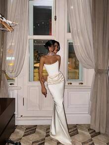 Elegant Sexy Strapless Mermaid Satin Wedding Dress,Registry Office Dresses Bridal Gown,Evening Party Dress Birthday Party Dress Country Wedding,Romantic Church Ceremony Wedding Dress,Suitable For Wedding,Dating,Party,Singles' Party,Vacation,Formal Occasions,Dinner Dress,Prom Dress,Homecoming Dess,Cocktail Party,Wedding Guest Dress,Graduation - 白色 - 查看 1