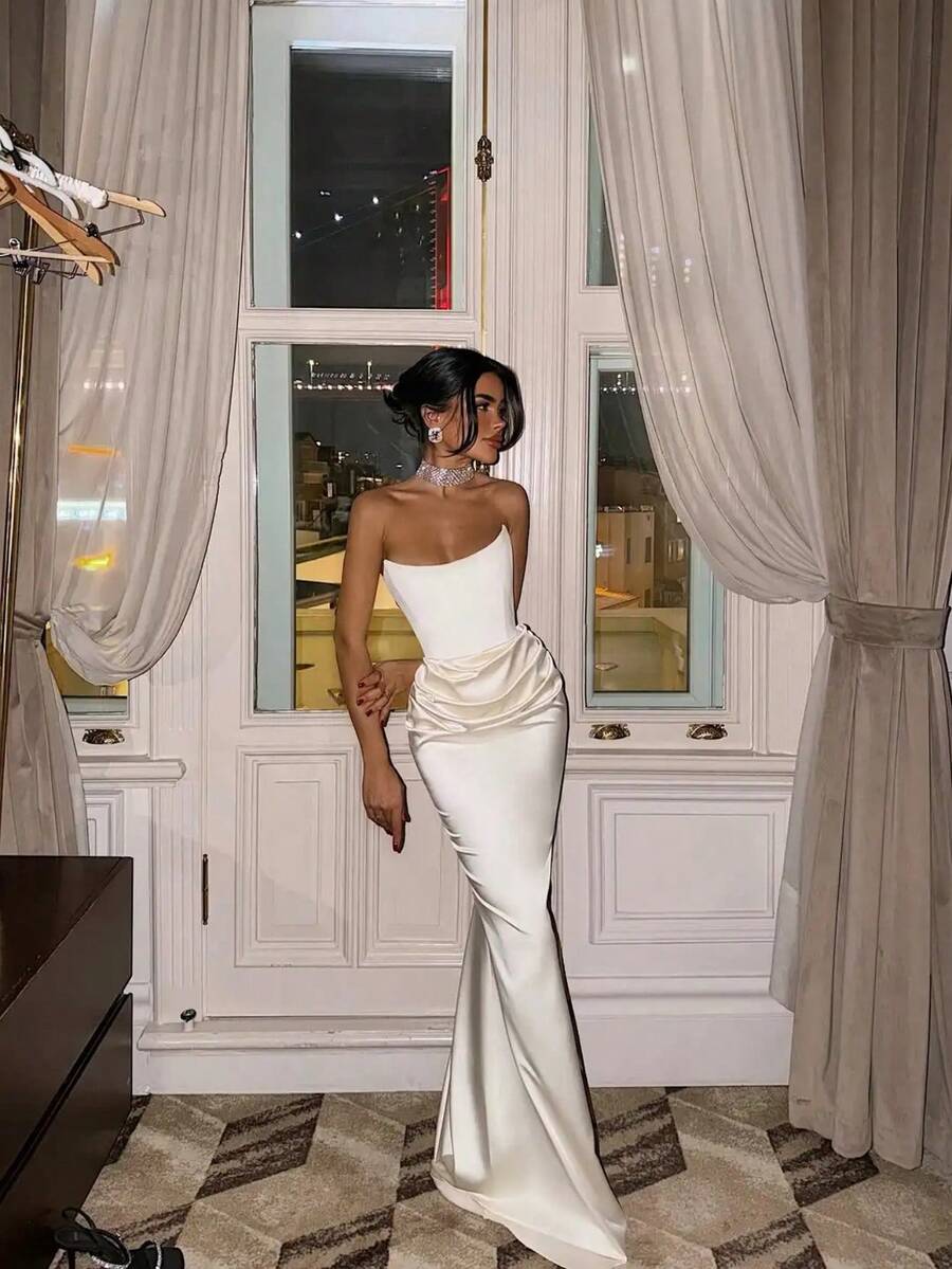 Elegant Sexy Strapless Mermaid Satin Wedding Dress,Registry Office Dresses Bridal Gown,Evening Party Dress Birthday Party Dress Country Wedding,Romantic Church Ceremony Wedding Dress,Suitable For Wedding,Dating,Party,Singles' Party,Vacation,Formal Occasions,Dinner Dress,Prom Dress,Homecoming Dess,Cocktail Party,Wedding Guest Dress,Graduation - 白色 - 查看 1