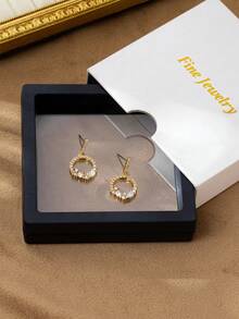 1对2026新款微镶钻石圆形耳钉，奢华小众设计，优雅少女款 - 圓形微鑲鑽耳釘 - 查看 3