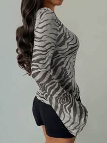 女士褶皱网纱豹纹上衣，长袖斑马纹衬衫，浅灰色斑马纹衬衫，斑马纹服装，动物纹衬衫，舒适女士上衣，春季女装，夏季上衣，适合海滩、派对、外出、夜店、母亲节等场合 - 淺灰色 - 查看 5