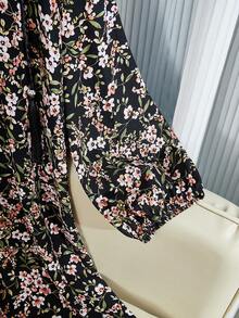 Long Floral Applique Hooded Robe, Regular Fit Long Sleeve, Made Of Non-Stretch Woven Fabric - Multicolor - View 4