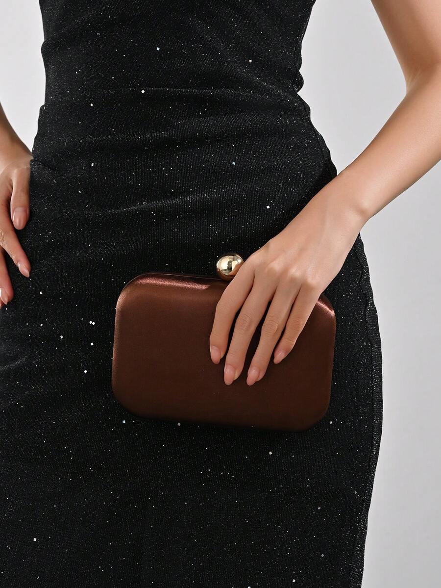 Y2K复古棕色缎面方形手拿包，优雅晚宴手提包，配有金属球形锁扣和可拆卸链条，适合舞会、婚礼、鸡尾酒会和约会等场合，轻便正式的女士手提包。 - 咖啡棕 - 查看 1