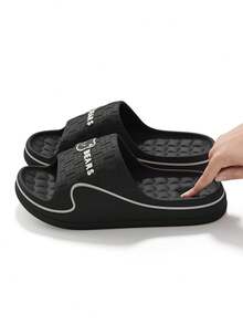 2026 Nowe kapcie damskie, Proste, kratkowane, codzienne kapcie domowe z kreskówkowym wzorem, Letnie kapcie łazienkowe z tkanym wzorem i nadrukiem, 2026 Nowe kapcie męskie na wiosnę/lato, Damskie kapcie plastikowe, Sandały plażowe dla par, Wygodne, oddychające, lekkie i wytrzymałe - Czarne - Zobacz 4