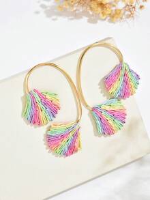 1 Pair Refreshing Cute Sweet Vacation Style Textured Line Geometric C-Shape Outline Shell Handmade Woven Raffia Earrings, Fashion Boho Colorful Woven Raffia Textured Line Shell Stud Earrings, Suitable For Women's Daily, Vacation, Party Wear - Satin Dyeing - View 3