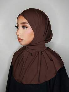 1顶时尚休闲优雅速戴头巾帽，经典简约风格，柔软透气的莫代尔面料，适合日常生活、节日、祈祷等场合。 - Button Sports Headband - 查看 22