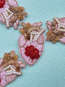 1-4片手工钻石贴片，适用于服装配饰DIY，包括鞋子、帽子、装饰品、缝纫工艺品、家居装饰礼品等，多种颜色可选，手工镶嵌水钻位置略有差异。 - 彩色 - 查看 6